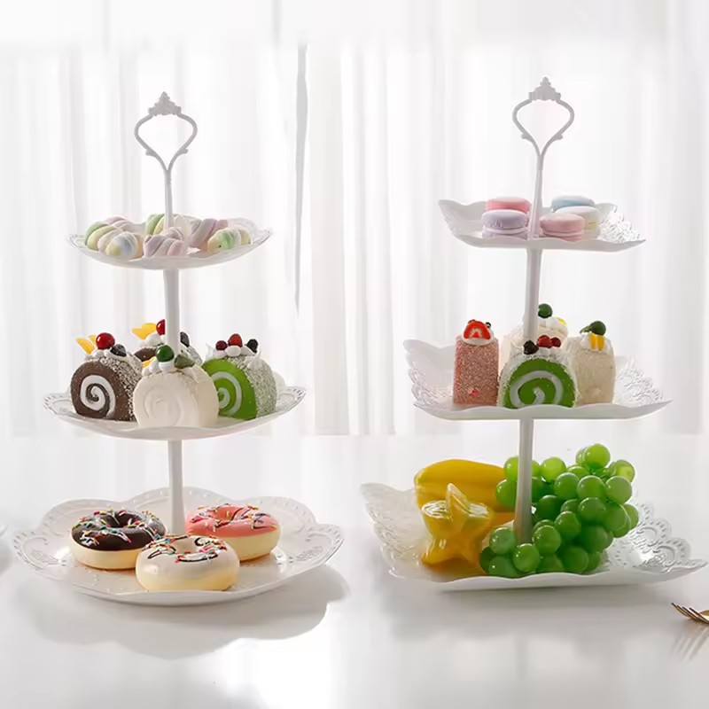 Présentoir à gâteaux à 3 nivea - Cupcake Stand Tier avis et prix