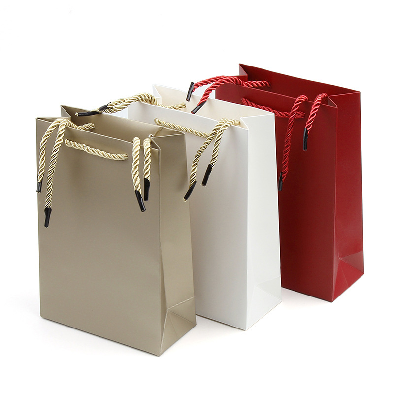 Sac cadeau en papier multi-doc - Event Party Shop avis et prix